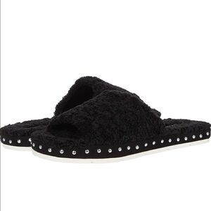 Dolce Vita New Black Fuzzy Slides Studded 9slip on